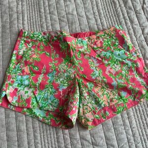 Lilly Pulitzer Pink and Green Bermuda Shorts Vibrant Floral Design